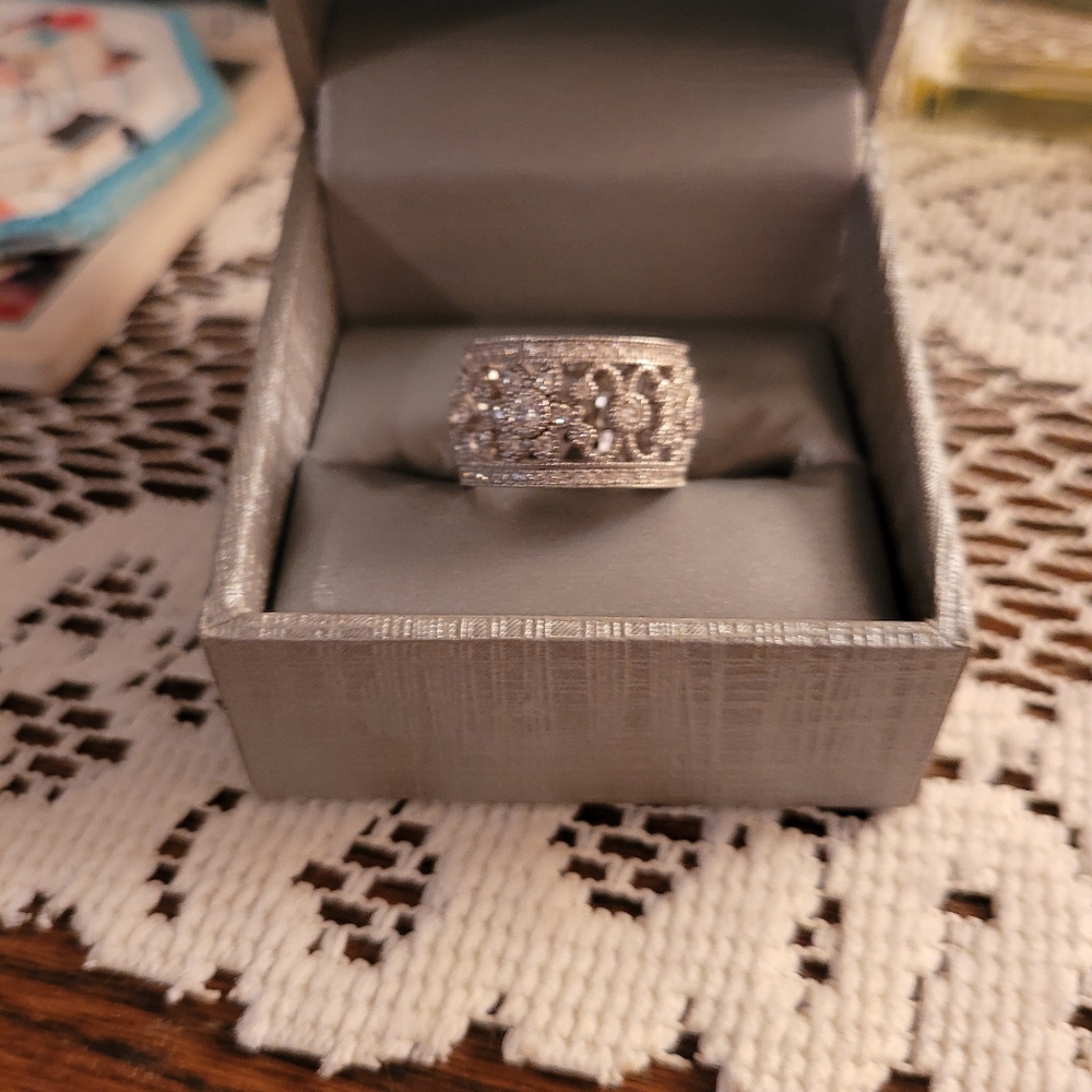 Three Rings - Picture 3 of 4